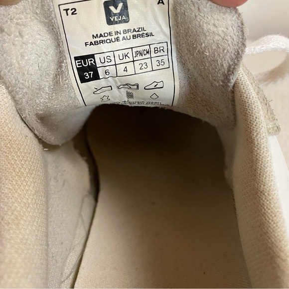 Veja Womens V-10 Leather Sneakers in Animal Print Limited Edition size 6 - Picture 10 of 11